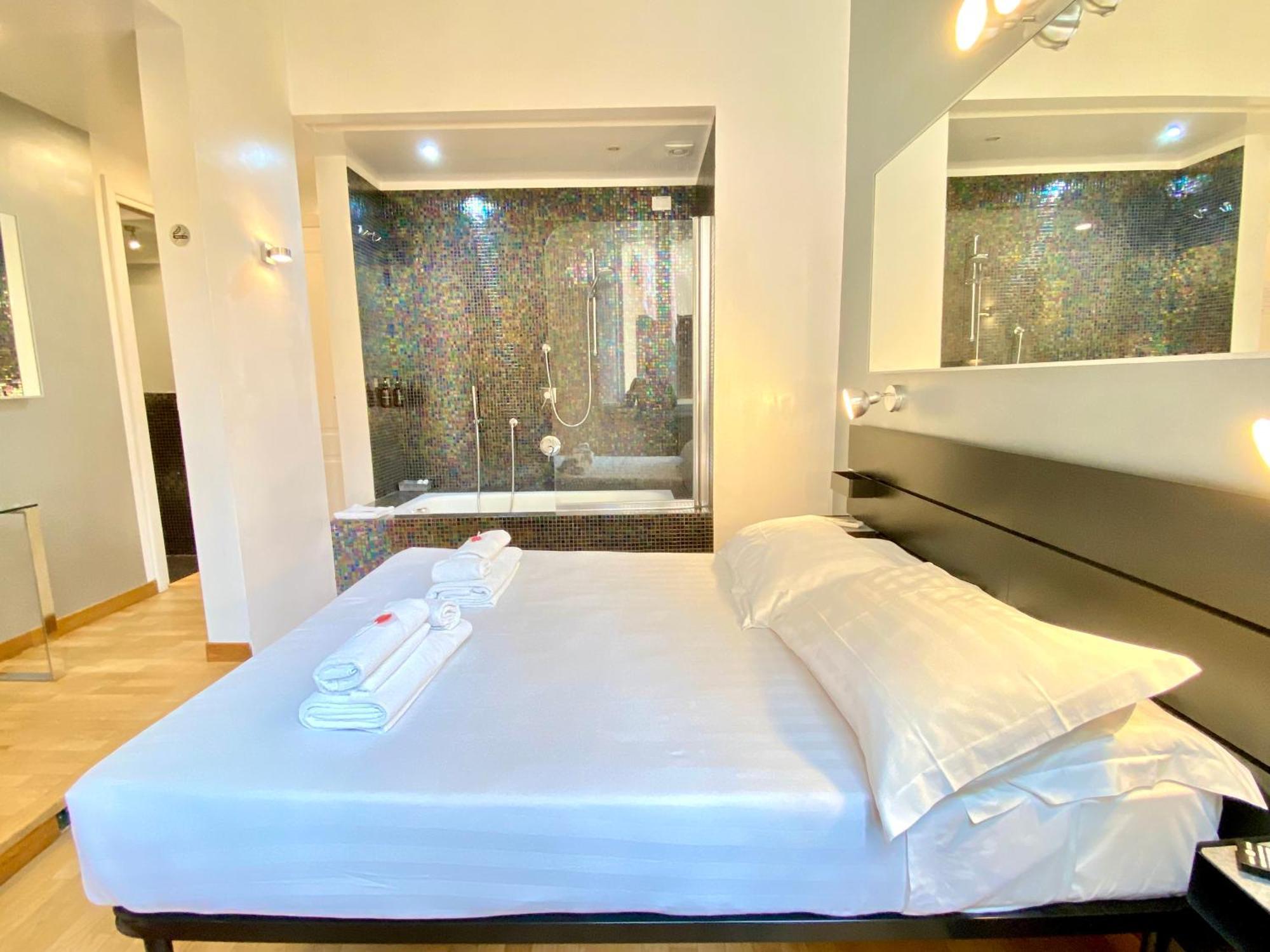 Kiss Me Rome Luxury Rooms Экстерьер фото